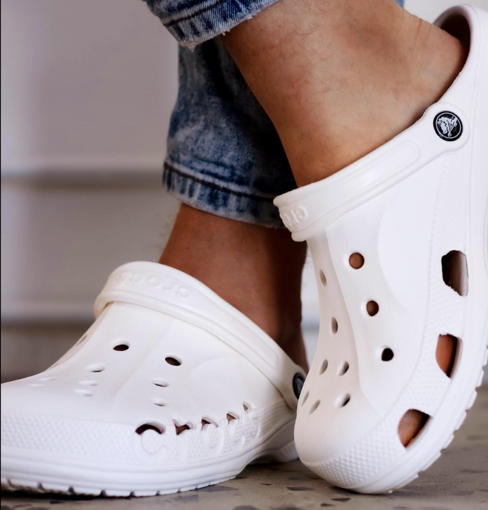 Crocs classic clogs fit